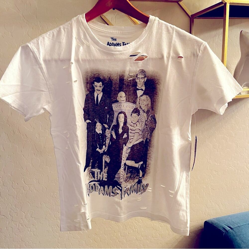 NEW Forever 21 distressed Addams Family graphic tee shirt kids girls size 9 10